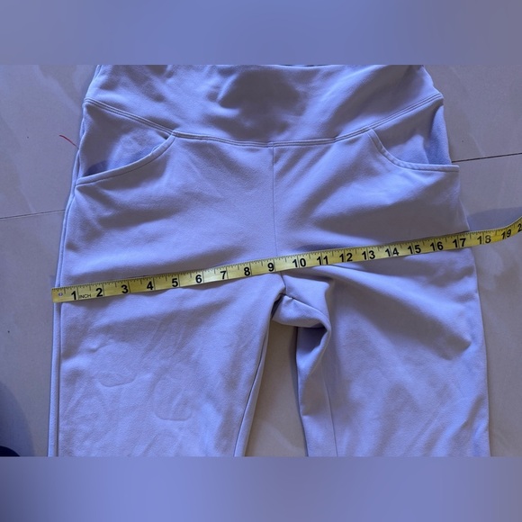 IUGA Wide Leg Yoga Pants Size: Medium pockets polyester spandex - Picture 3 of 13